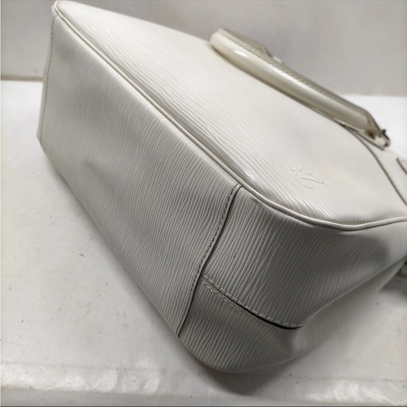 Louis Vuitton Epi BB Sunrise Satchel Bag - Picture 5 of 9